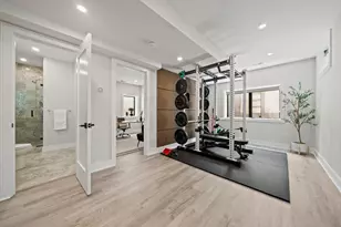 8 Gardner St, Newton, MA 02458 - Photo 27