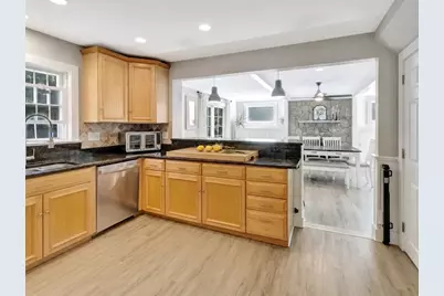 300 Pratt Street, Mansfield, MA 02048 - Photo 17
