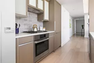 100 Lovejoy Wharf, Boston, MA 02114 - Photo 11