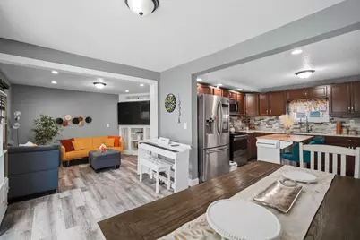 72 Switzer Street, Springfield, MA 01109 - Photo 25