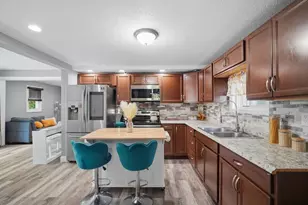 72 Switzer St, Springfield, MA 01109 - Photo 27