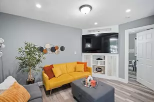 72 Switzer St, Springfield, MA 01109 - Photo 23