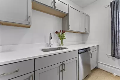 9 Dartmouth St, Somerville, MA 02145 - Photo 15