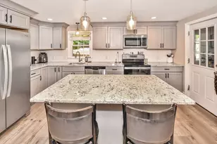 18 Louise St, Canton, MA 02021 - Photo 5