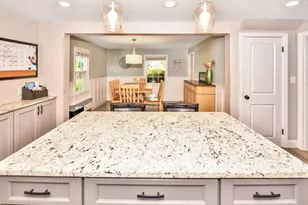 18 Louise St, Canton, MA 02021 - Photo 9