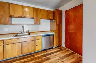 39 Englewood Ave, Boston, MA 02135 - Photo 9