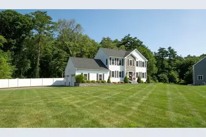 102 West Pond Street, East Bridgewater, MA 02333 - Photo 3