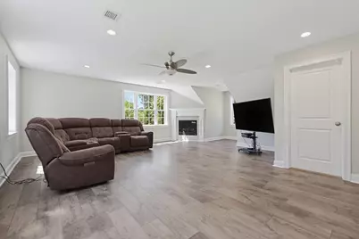 22 Chamberlains Mill Ln, Groton, MA 01450 - Photo 31