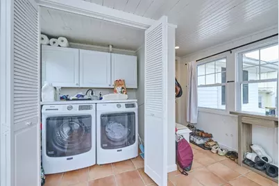 41 Lynde Ave, Melrose, MA 02176 - Photo 17