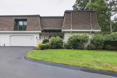 177 Porter Lake Dr #177, Springfield, MA 01106 - Photo 1