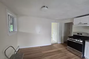 111 Brookline St, Lynn, MA 01902 - Photo 9