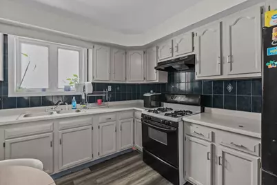 554 Third St, Fall River, MA 02721 - Photo 5
