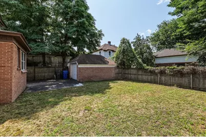 1200 Saint James Ave, Springfield, MA 01104 - Photo 29