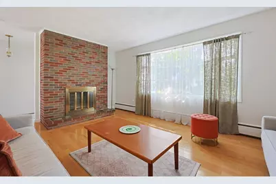 18 Fletcher St, Worcester, MA 01604 - Photo 23
