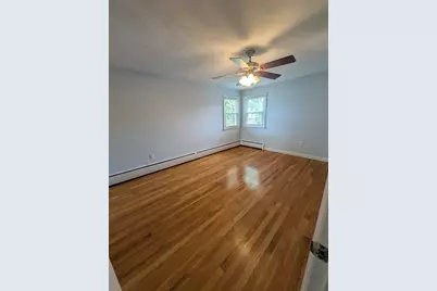18 Fletcher St, Worcester, MA 01604 - Photo 27