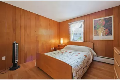 18 Fletcher St, Worcester, MA 01604 - Photo 33