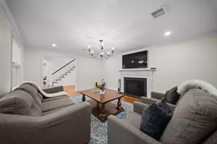 10 Juniper Hill Rd, Waltham, MA 02452 - Photo 5