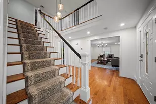 10 Juniper Hill Rd, Waltham, MA 02452 - Photo 3