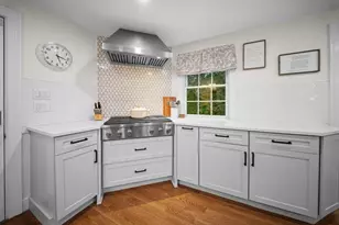 10 Juniper Hill Rd, Waltham, MA 02452 - Photo 9