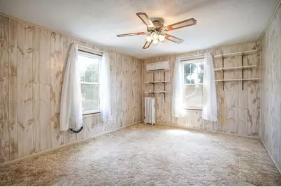 64 Ridgewood Avenue, Holyoke, MA 01040 - Photo 15