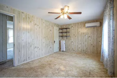 64 Ridgewood Avenue, Holyoke, MA 01040 - Photo 19