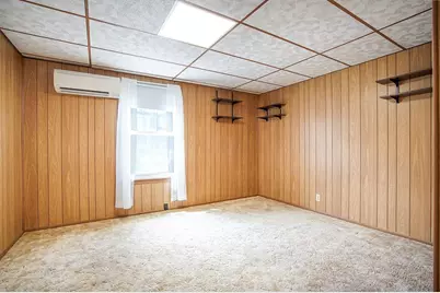 64 Ridgewood Avenue, Holyoke, MA 01040 - Photo 13