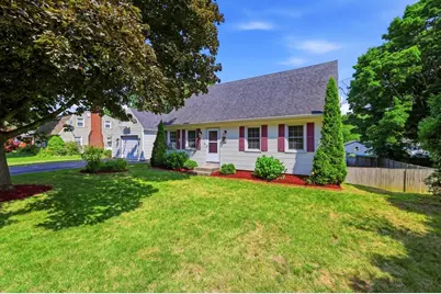 1056 North West St, Agawam, MA 01001 - Photo 1