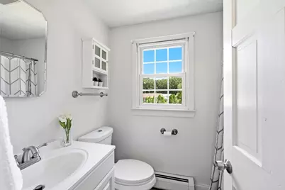 1056 North West St, Agawam, MA 01001 - Photo 17