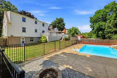 1056 North West St, Agawam, MA 01001 - Photo 35
