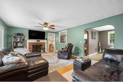 77 Valley Road, Dracut, MA 01826 - Photo 5