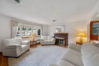 16 Davis Rd, Stoughton, MA 02072 - Photo 9