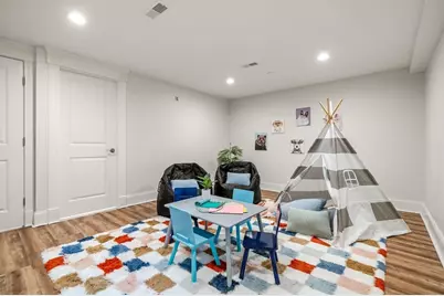14 Pearl #B, Somerville, MA 02145 - Photo 25