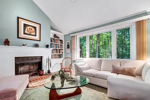8 Pilgrim Dr, Westford, MA 01886 - Photo 5