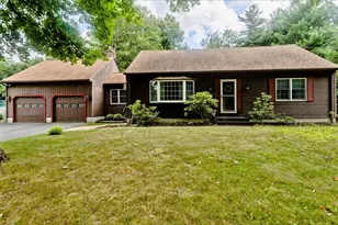 4 Caroline Cir, Palmer, MA 01069 - Photo 1