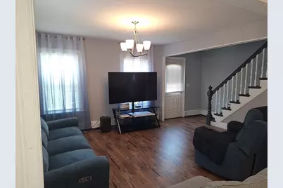 407 Clarendon St, Fitchburg, MA 01420 - Photo 17