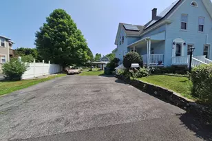 407 Clarendon St, Fitchburg, MA 01420 - Photo 5