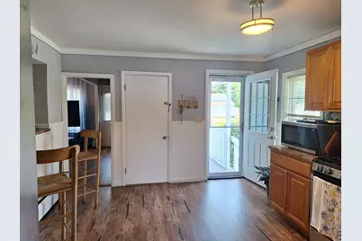407 Clarendon St, Fitchburg, MA 01420 - Photo 11