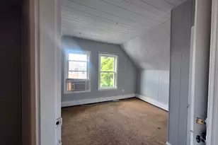 407 Clarendon St, Fitchburg, MA 01420 - Photo 23