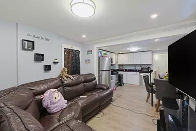 6-8 Howell Ct, Chelsea, MA 02148 - Photo 3