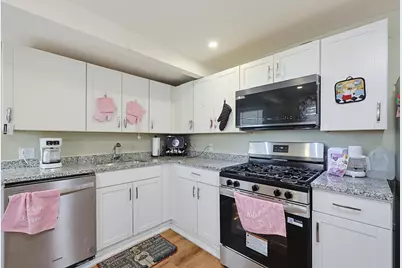 6-8 Howell Ct, Chelsea, MA 02148 - Photo 23