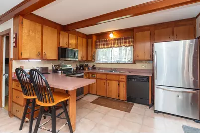 28 Highland St, Southborough, MA 01772 - Photo 3