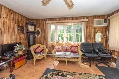 28 Highland St, Southborough, MA 01772 - Photo 11