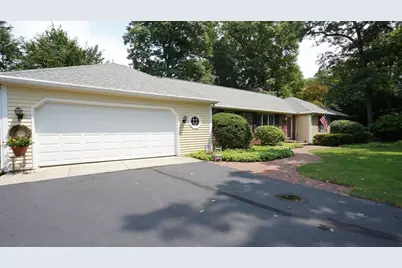 41 Wagon Wheel Rd, North Attleboro, MA 02760 - Photo 3