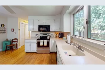 41 Wagon Wheel Rd, North Attleboro, MA 02760 - Photo 9