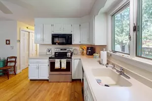 41 Wagon Wheel Rd, North Attleboro, MA 02760 - Photo 9