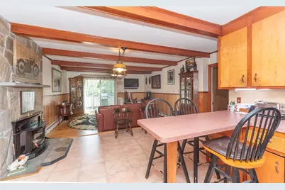 28 Highland St, Southborough, MA 01772 - Photo 7