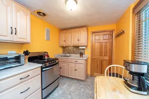 28 Highland St, Southborough, MA 01772 - Photo 15