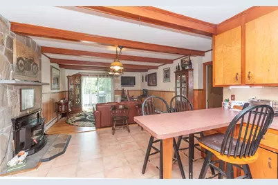 28 Highland St, Southborough, MA 01772 - Photo 7