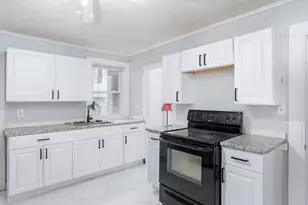 124 Belmont St, Worcester, MA 01605 - Photo 21