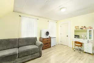 124 Belmont St, Worcester, MA 01605 - Photo 9